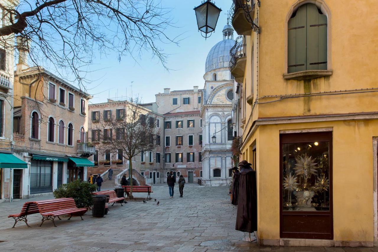 Mezzo Pozzo Venecia